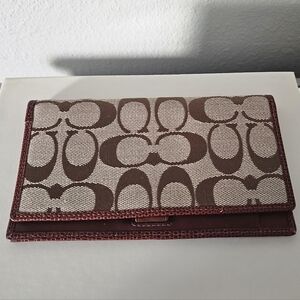 🤎​Coach Signature Canvas Checkbook Wallet & Cash Holder - Mahogany/Brown